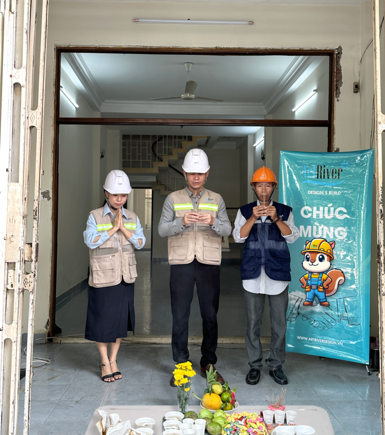 cúng khởi công Mulligans